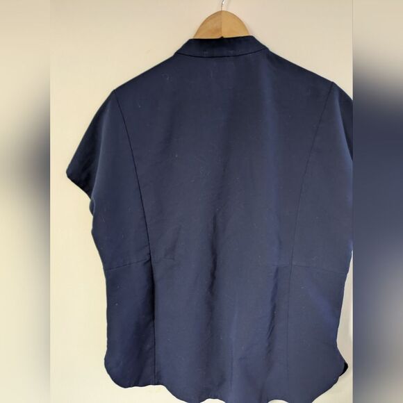 FIGS Montex Women's Navy Blue Short Sleeve Scrub Shirt Medium Zip Button BRANDED - Picture 8 of 9